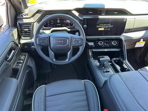 New 2026 GMC Sierra 1500 AT4X AWD/4WD image 9