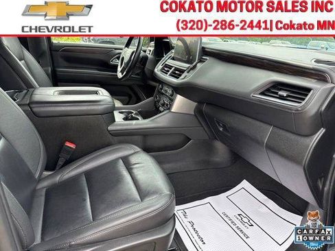 Used 2024 Chevrolet Suburban LT AWD/4WD image 15