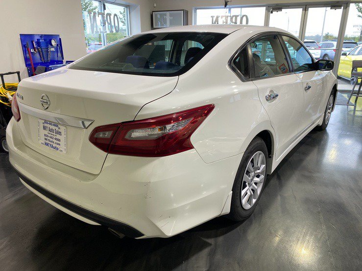 Used 2018 Nissan Altima 2.5 S w/ S Convenience Package FWD image 10