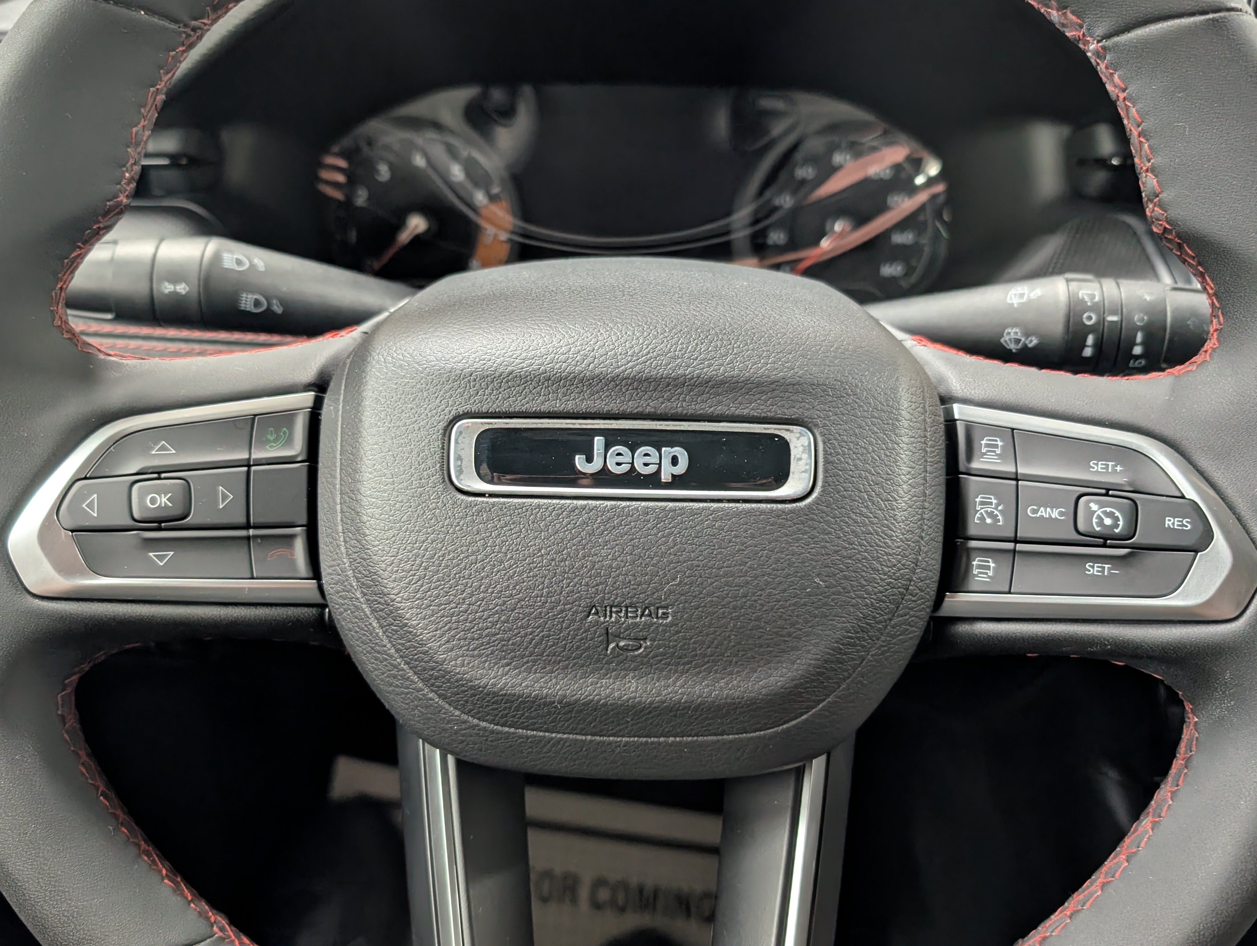 Used 2024 Jeep Compass Trailhawk AWD/4WD image 18