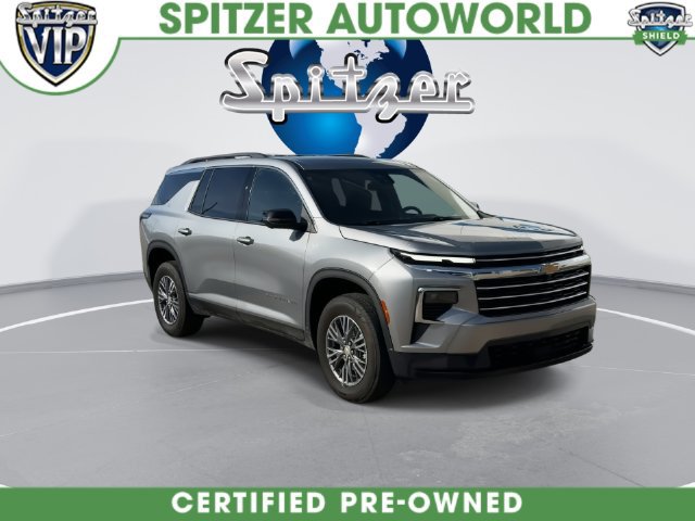 Used 2025 Chevrolet Traverse LT w/ Driver Confidence Package FWD image 5