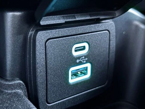 New 2025 Ford Bronco Badlands image 38