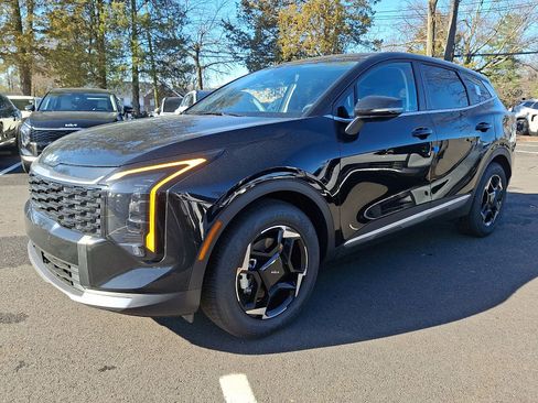 New 2026 Kia Sportage EX image 3