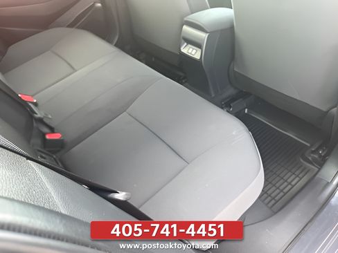Used 2025 Toyota Corolla LE FWD image 17