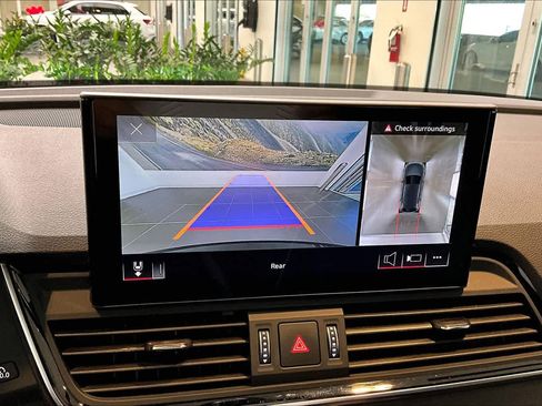 Used 2023 Audi Q5 2.0T Premium Plus w/ Premium Plus Package image 28