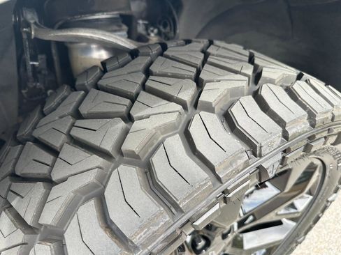 Used 2021 Chevrolet Suburban High Country image 67