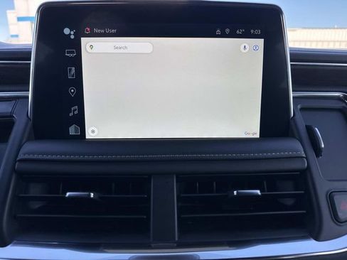 Used 2024 Chevrolet Suburban Premier image 18