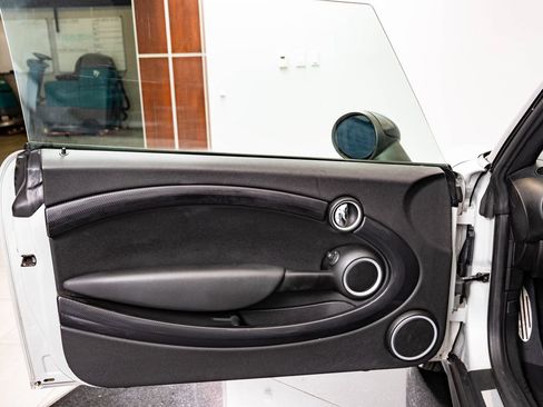 Used 2014 MINI Cooper S FWD image 23