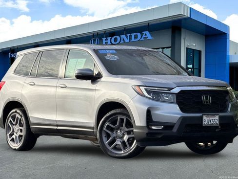 Certified 2023 Honda Passport EX-L image 2