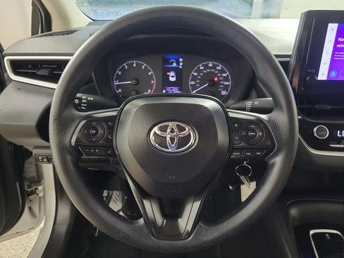 Used 2023 Toyota Corolla LE FWD image 26