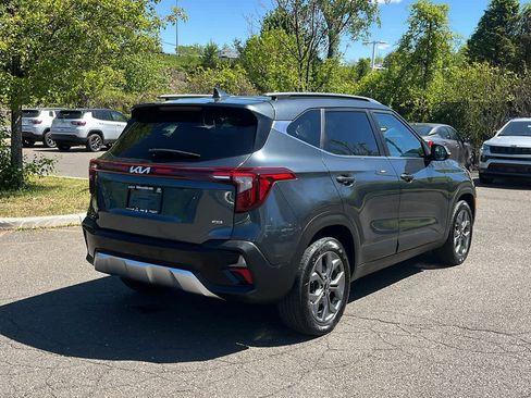 Used 2024 Kia Seltos S AWD/4WD image 6