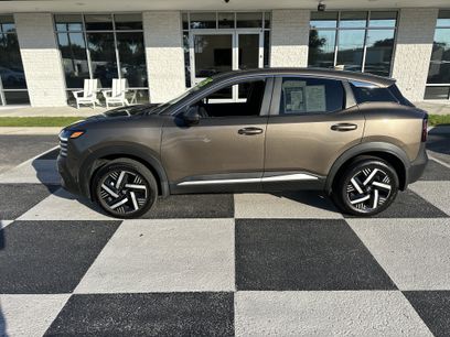 Used 2025 Nissan Kicks SV