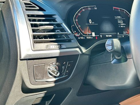 Certified 2023 BMW X4 xDrive30i w/ Premium Package image 10