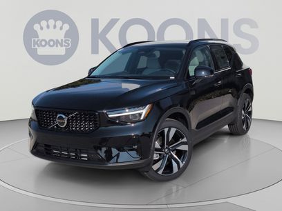 New 2026 Volvo XC40 B5 Ultra w/ Protection Package Premier