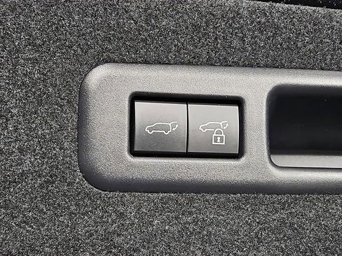 Used 2022 Lexus RX 350L FWD w/ Premium Package image 35