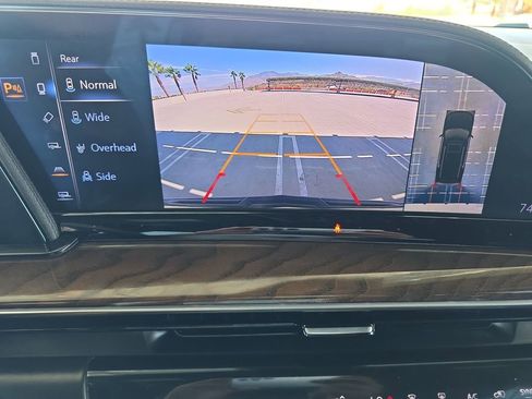 Certified 2023 Cadillac Escalade Premium Luxury Platinum image 15