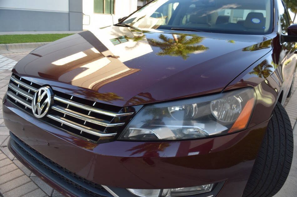 Used 2014 Volkswagen Passat TDI SE FWD image 11