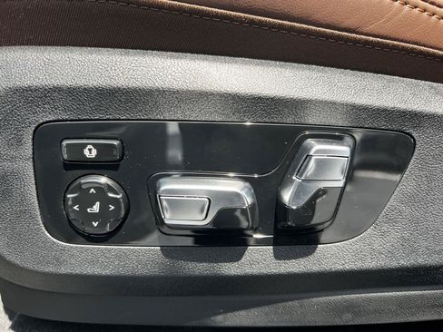 New 2026 BMW X5 xDrive40i w/ Climate Comfort Package AWD/4WD image 12