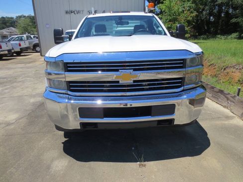Used 2015 Chevrolet Silverado 3500 W/T RWD image 2