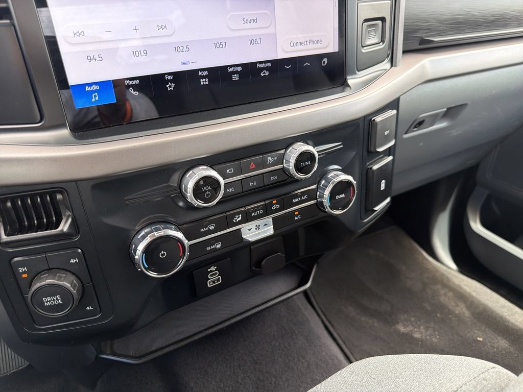 Used 2025 Ford F150 XLT w/ Equipment Group 301A Standard AWD/4WD image 26