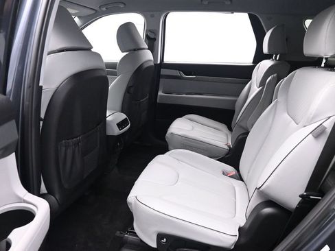 Used 2024 Hyundai Palisade SEL AWD/4WD image 14