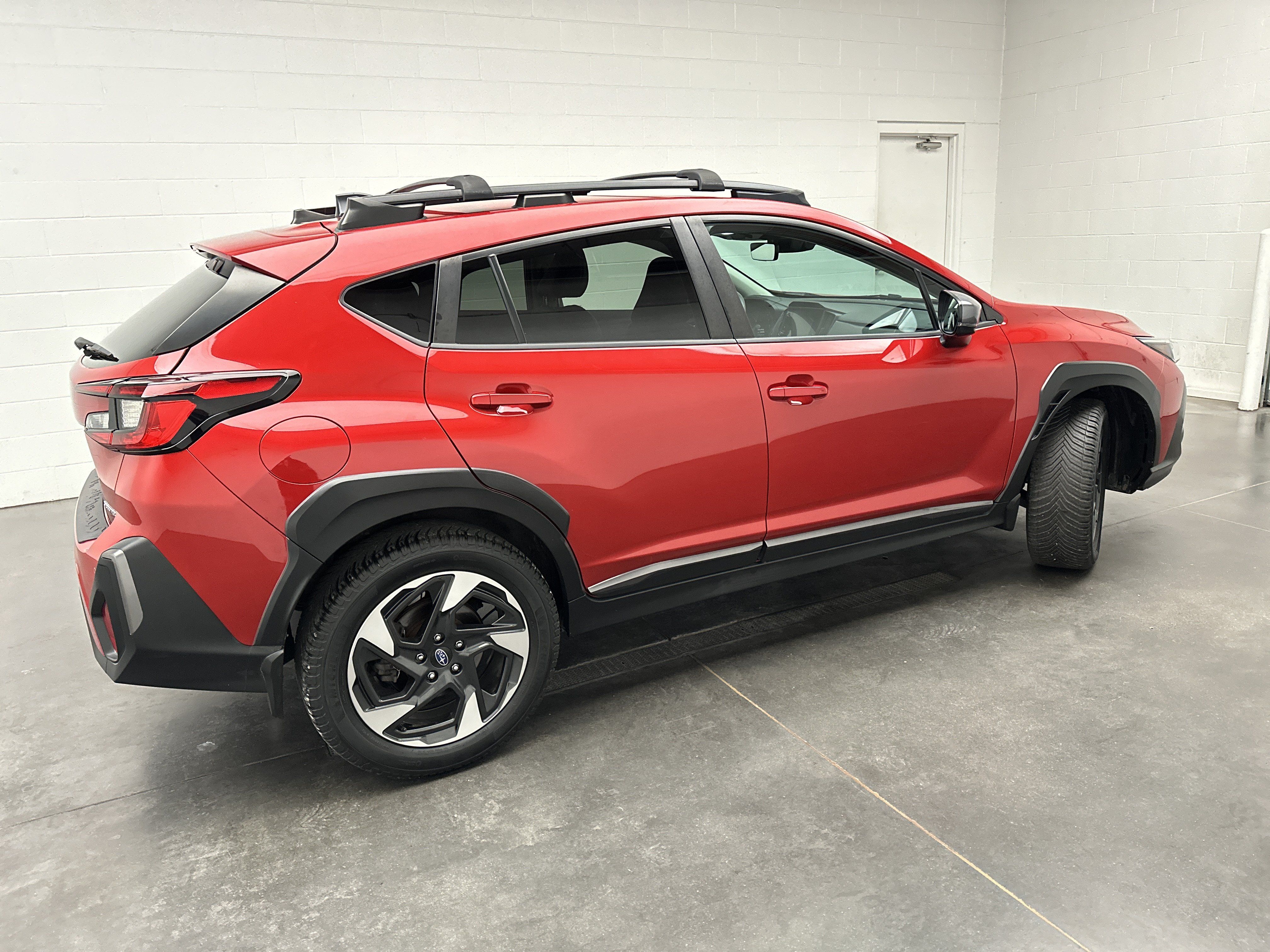 Used 2024 Subaru Crosstrek 2.5i Limited w/ Popular Package #4A AWD/4WD image 9