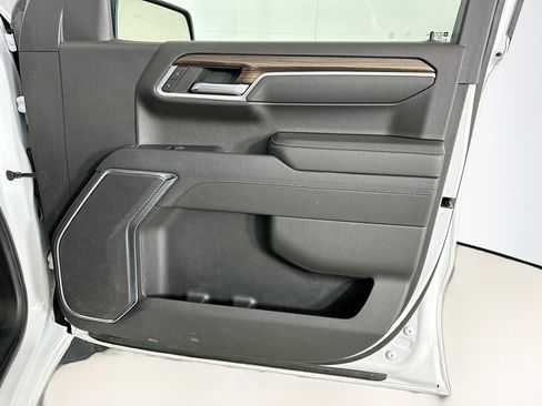 Used 2022 Chevrolet Silverado 1500 LT image 31