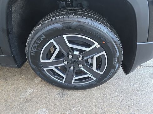 New 2026 Jeep Cherokee Limited AWD/4WD image 24