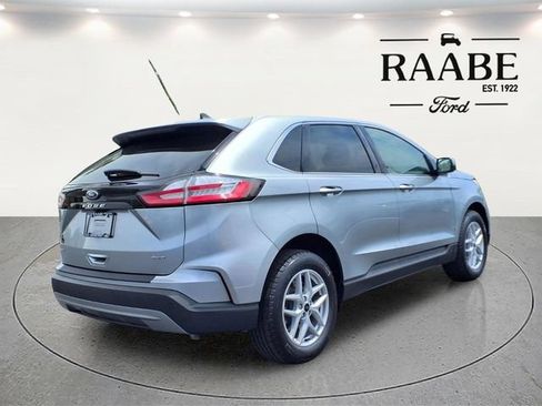 Used 2024 Ford Edge SEL w/ Convenience Package AWD/4WD image 7
