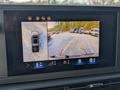 Used 2024 Chevrolet Silverado EV W/T image 27