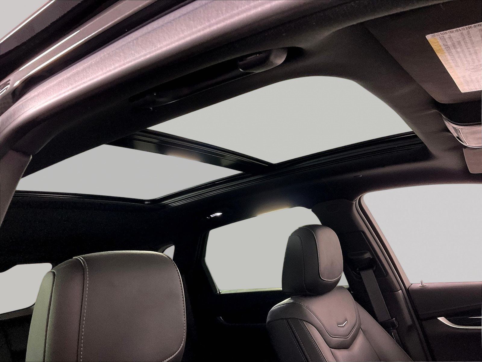 Certified 2024 Cadillac XT5 Premium Luxury FWD image 27