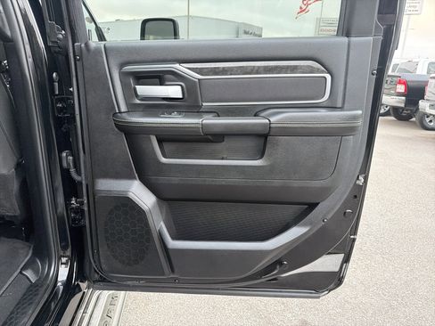 Used 2024 RAM 2500 Big Horn w/ Bed Utility Group image 17