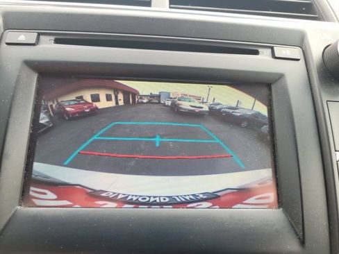 Used 2015 Toyota Camry LE image 21