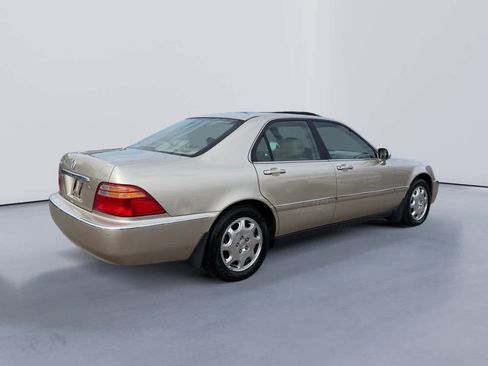 Used 2000 Acura RL image 3