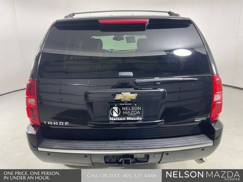 Used 2011 Chevrolet Tahoe LTZ RWD image 9