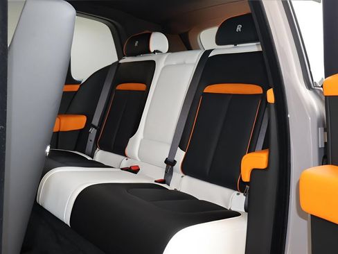 New 2026 Rolls-Royce Cullinan AWD/4WD image 17