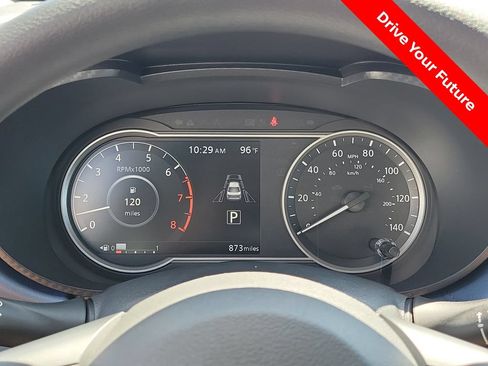 Used 2025 Nissan Versa SV w/ Trunk Package FWD image 9