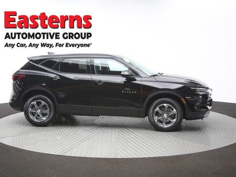 Used 2025 Chevrolet Blazer LT FWD image 43