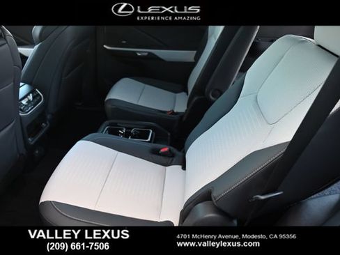 New 2026 Lexus TX 500h AWD image 16
