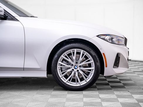 Used 2023 BMW 330i xDrive Sedan w/ Parking Assistance Package AWD/4WD image 37