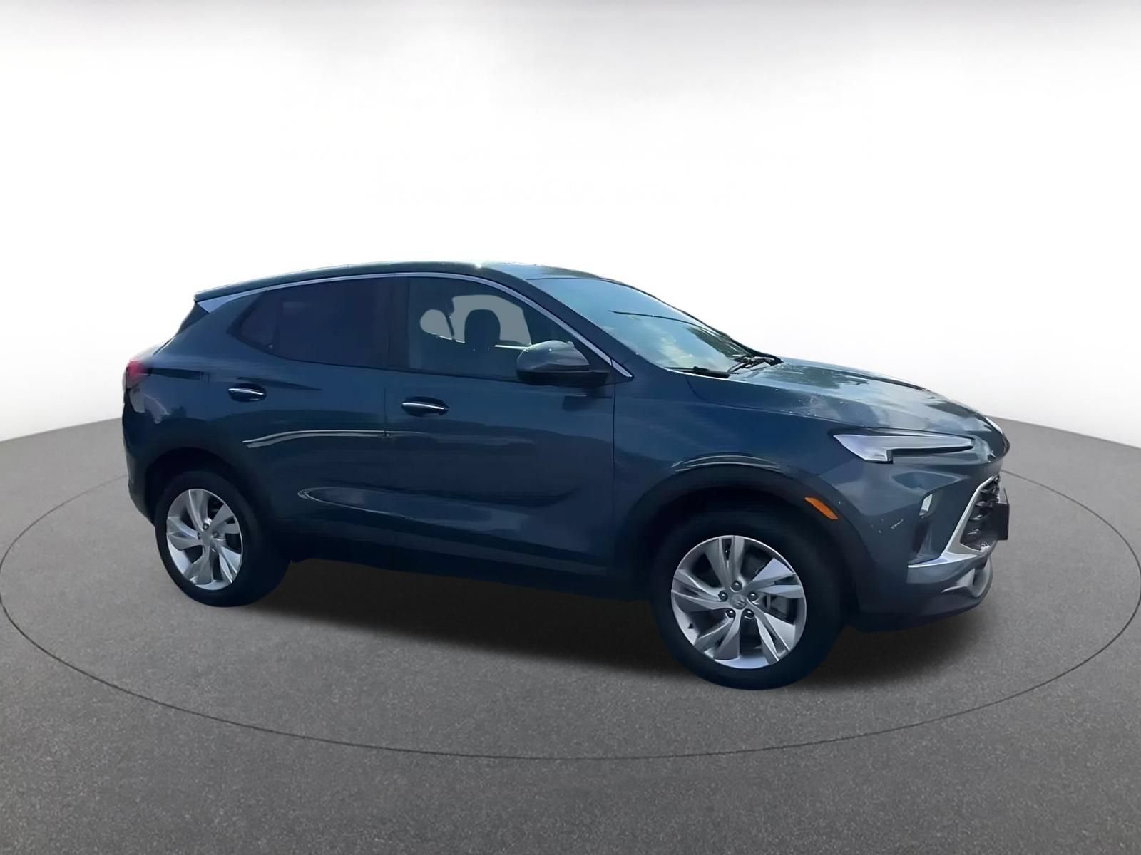 Used 2026 Buick Encore GX Preferred FWD image 2