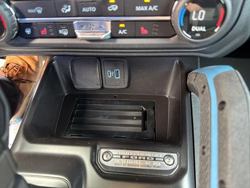 Used 2024 Ford Bronco Wildtrak AWD/4WD image 21