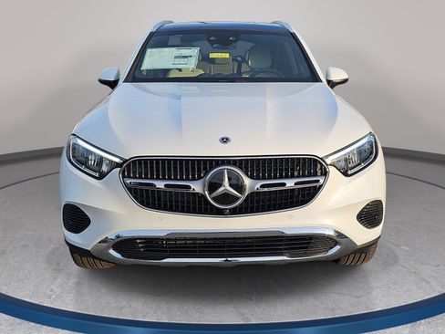 New 2026 Mercedes-Benz GLC 300 image 2