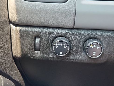 Used 2018 Chevrolet Colorado W/T w/ WT Convenience Package AWD/4WD image 30