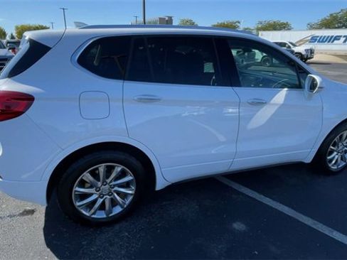 Used 2020 Buick Envision Essence image 2