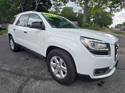 Used 2016 GMC Acadia SLE image 2