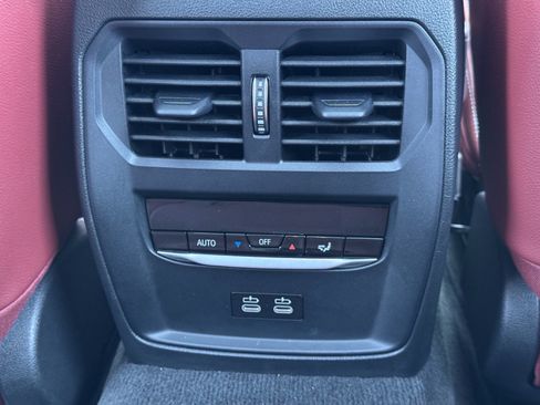 Used 2022 BMW i4 eDrive40 w/ M Sport Package image 37