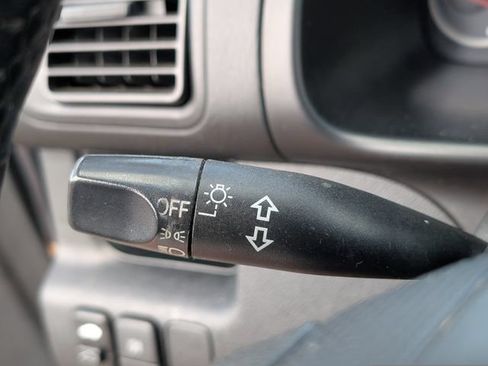 Used 2005 Honda CR-V EX image 24