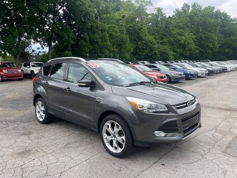 Used 2015 Ford Escape Titanium w/ Equipment Group 301A AWD/4WD image 3