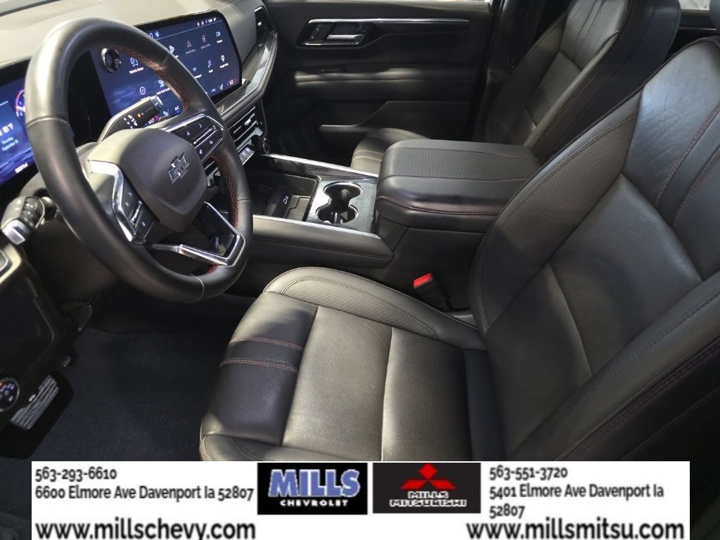 Used 2025 Chevrolet Suburban RST w/ Comfort Package AWD/4WD image 13